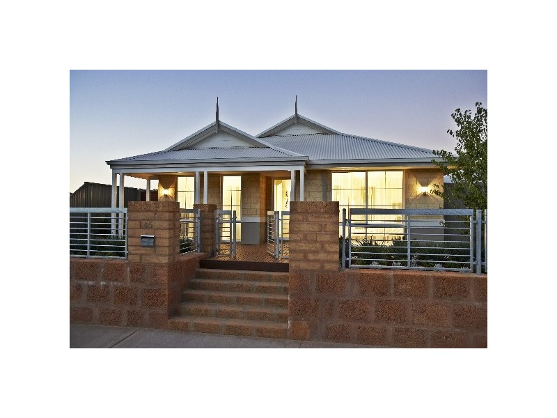 45 Meade St, Byford WA 6122