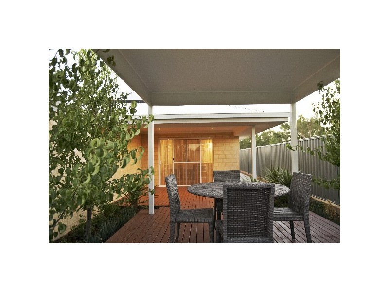 45 Meade St, Byford WA 6122