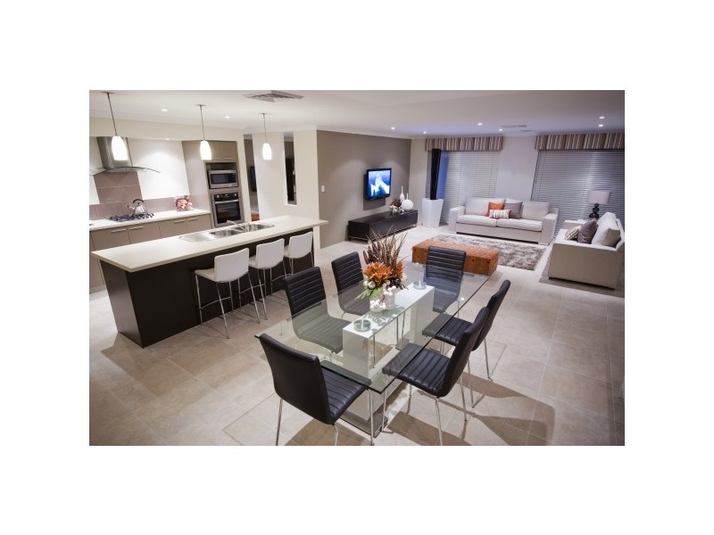 24 Highland Rise, Piara Waters WA 6112