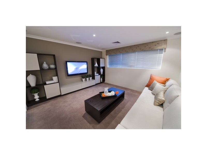 24 Highland Rise, Piara Waters WA 6112