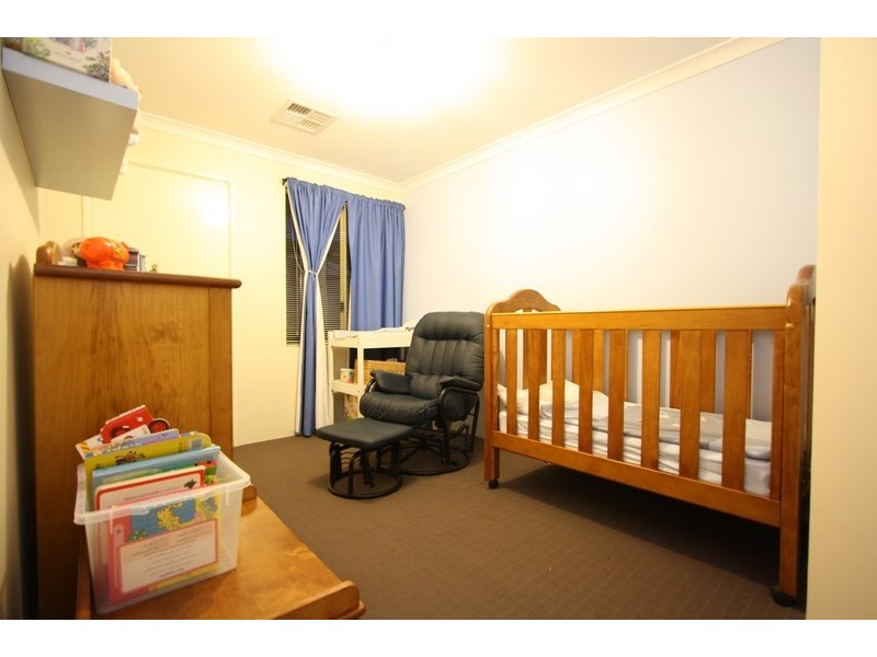 21 Frampton Crescent, Canning Vale WA 6155