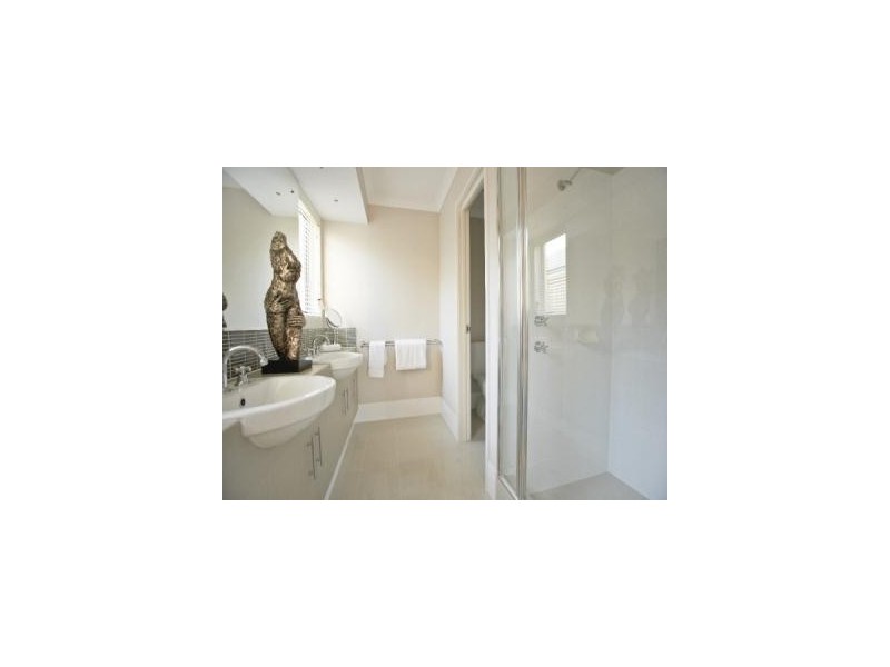 16 Warrington Road, Byford WA 6122