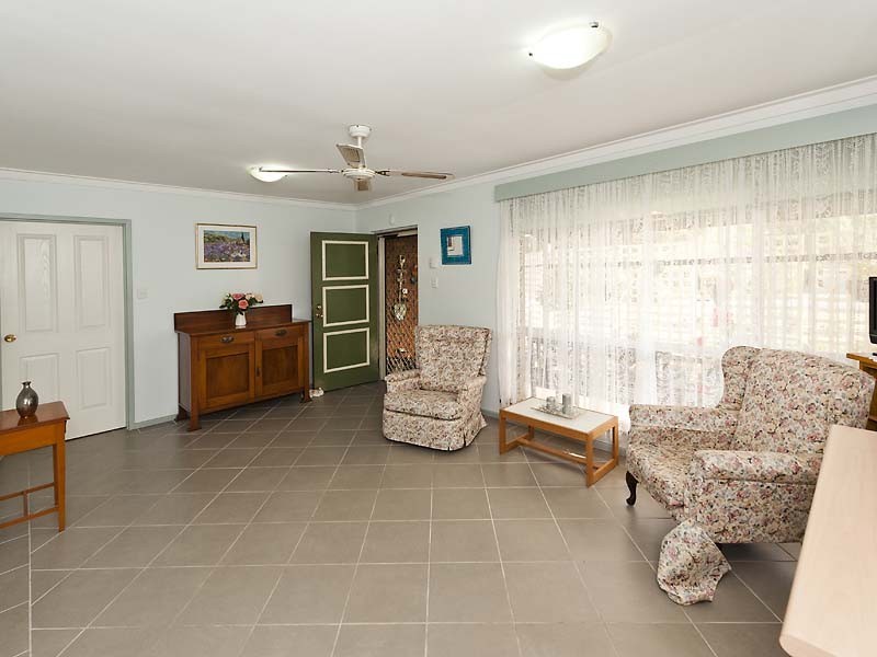 66 Digby Street, Gosnells WA 6110