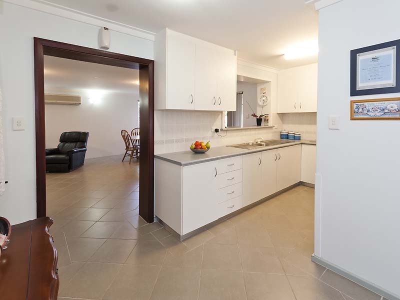 66 Digby Street, Gosnells WA 6110