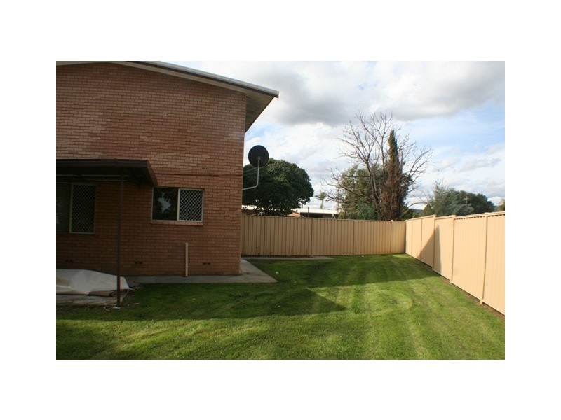 12 / 68-74 Fifth Rd, Armadale WA 6112