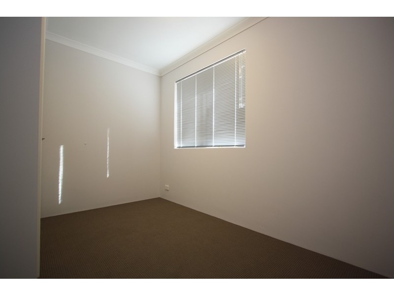 1/87 Station Street, East Cannington WA 6107