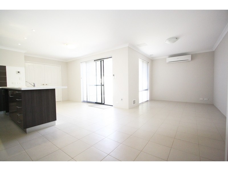 2/87 Station Street, East Cannington WA 6107