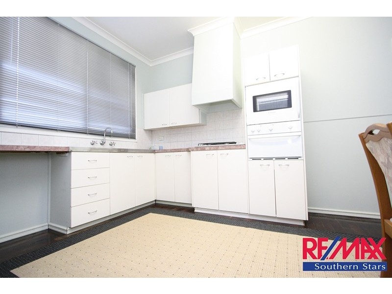 11 Boxley Place, Langford WA 6147