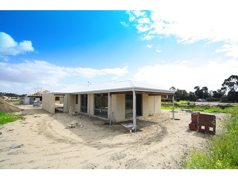 34 Kooya Way, Wattle Grove WA 6107