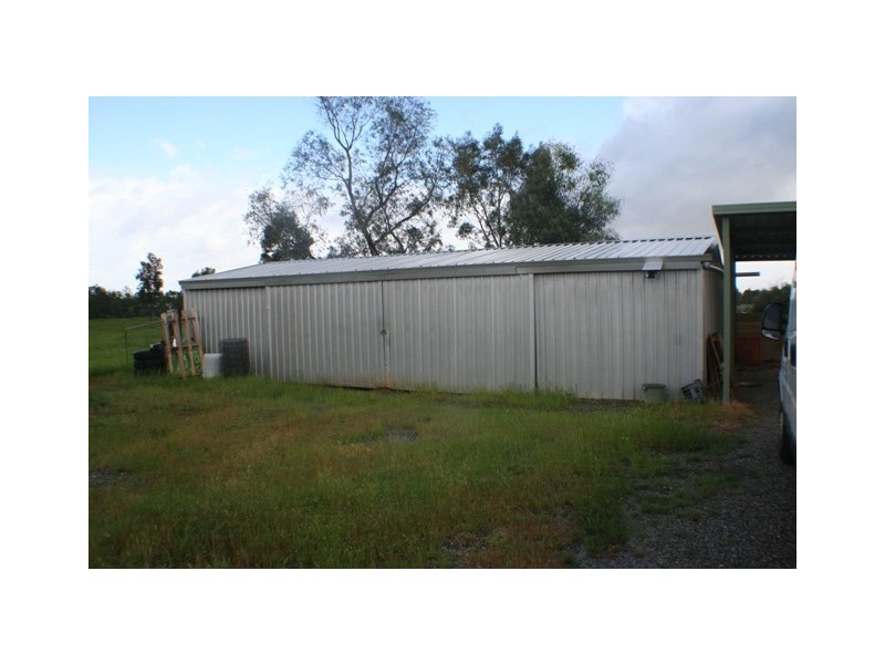 556  Leipold Road, Oldbury WA 6121