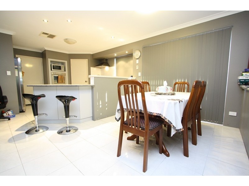 31 Copperback Circle, Huntingdale WA 6110