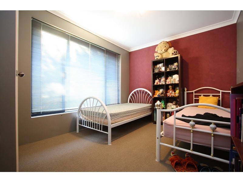 31 Copperback Circle, Huntingdale WA 6110