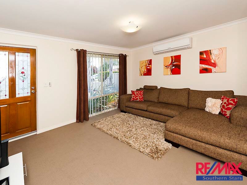 10 Redfox Crescent, Huntingdale WA 6110