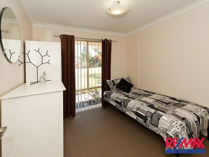 10 Redfox Crescent, Huntingdale WA 6110