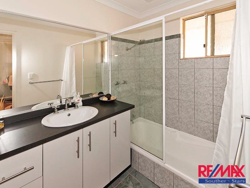 10 Redfox Crescent, Huntingdale WA 6110