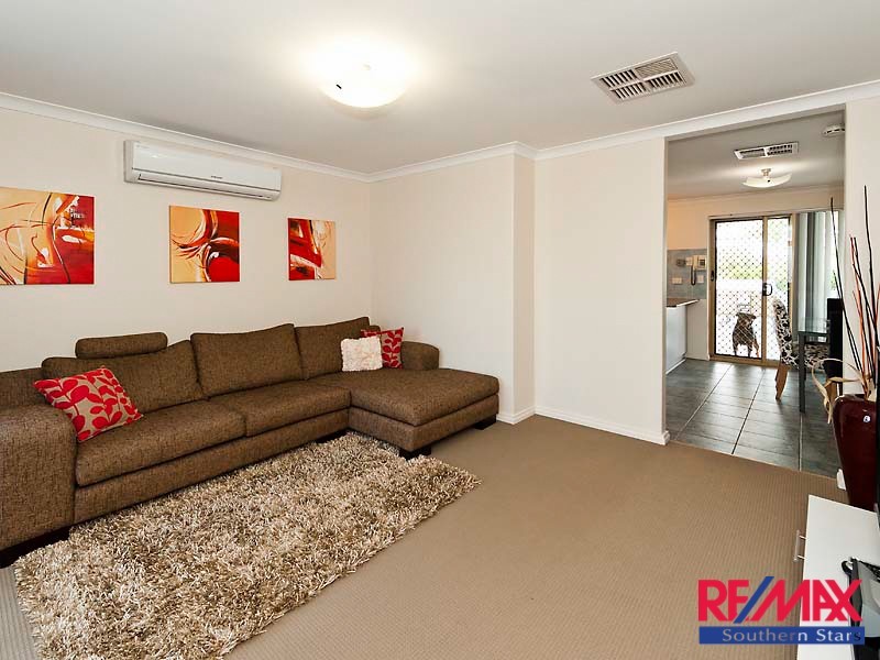 10 Redfox Crescent, Huntingdale WA 6110