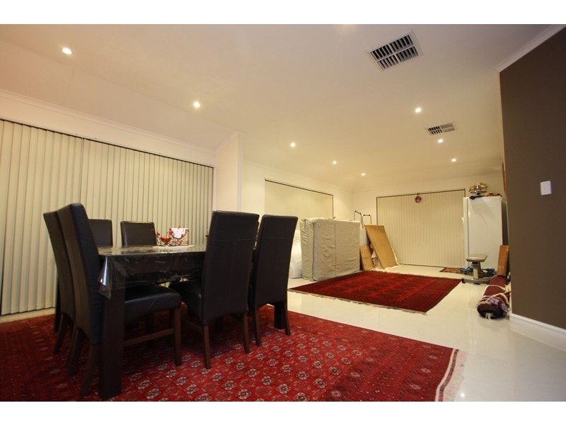 20 Copperback Circle, Huntingdale WA 6110