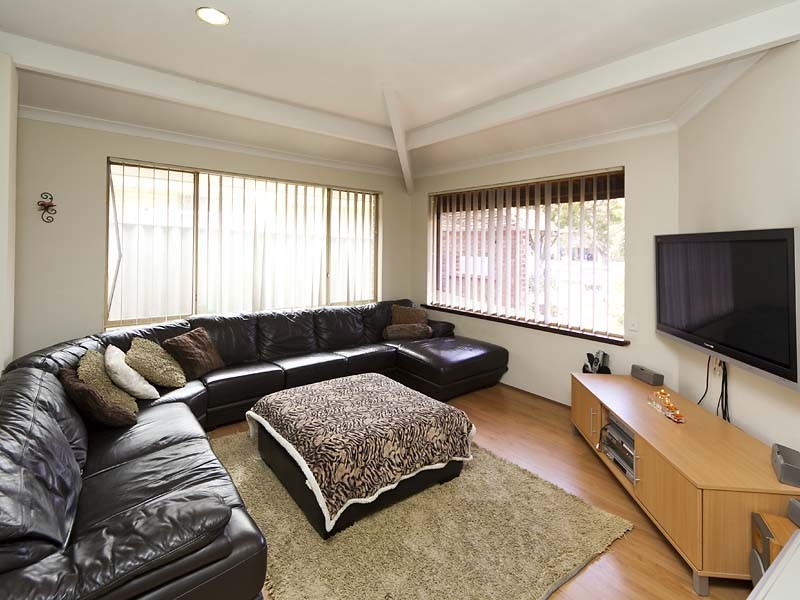 106 Forest Crescent, Thornlie WA 6108
