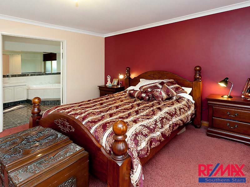 3 BOHEMIA GROVE, Seville Grove WA 6112