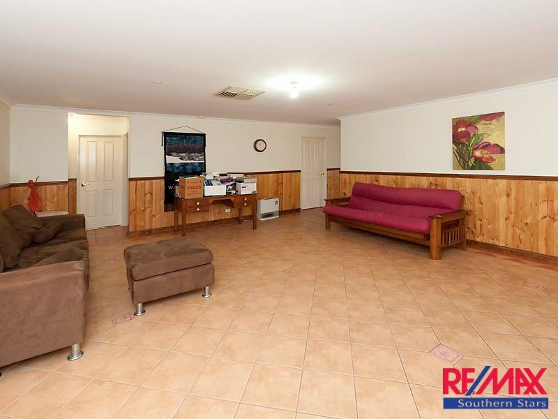 3 BOHEMIA GROVE, Seville Grove WA 6112