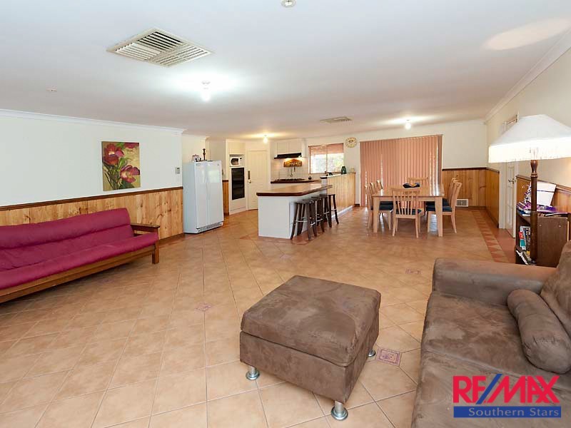 3 BOHEMIA GROVE, Seville Grove WA 6112