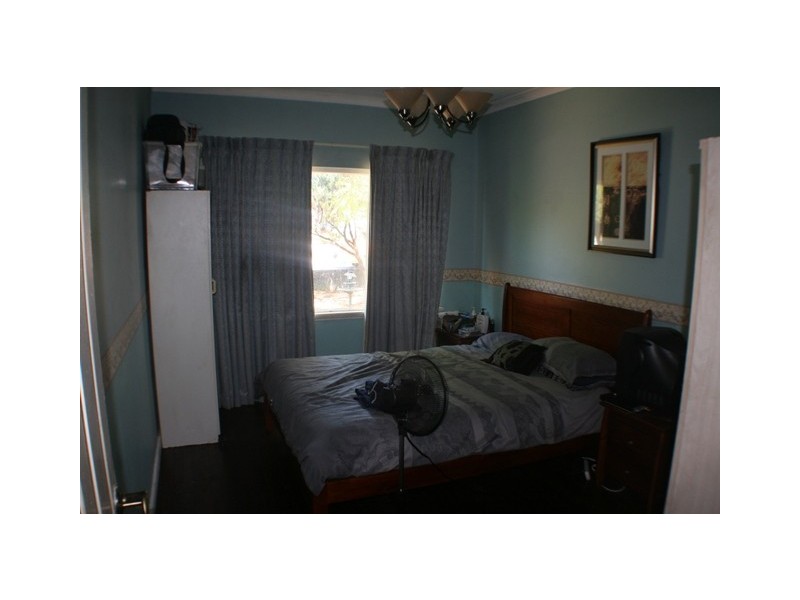 95 Thornlie Ave, Thornlie WA 6108