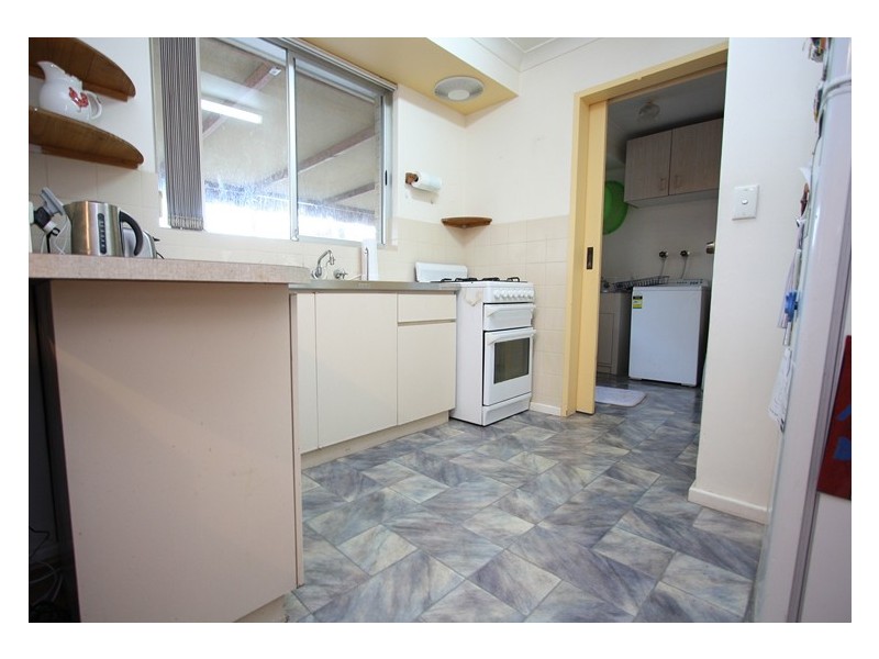 16 Sovereign Place, Forrestfield WA 6058