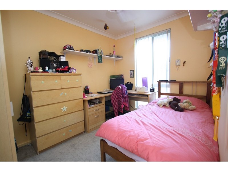 16 Sovereign Place, Forrestfield WA 6058