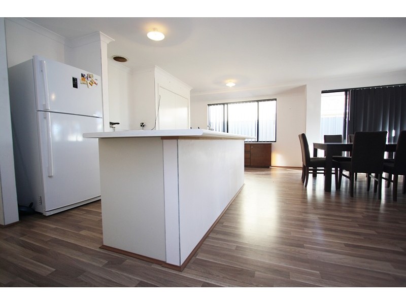 35  Ayer Road, Queens Park WA 6107