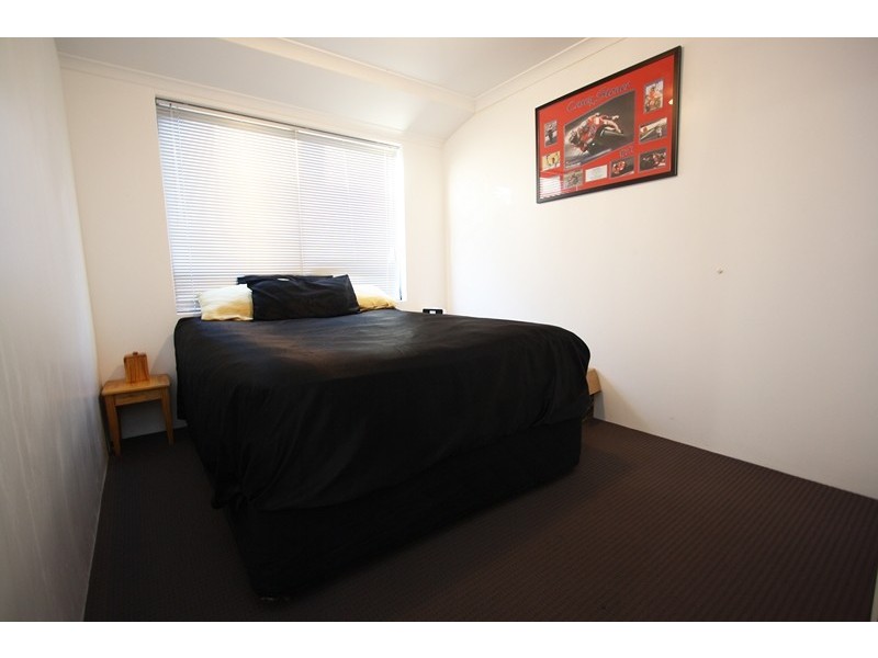 35  Ayer Road, Queens Park WA 6107