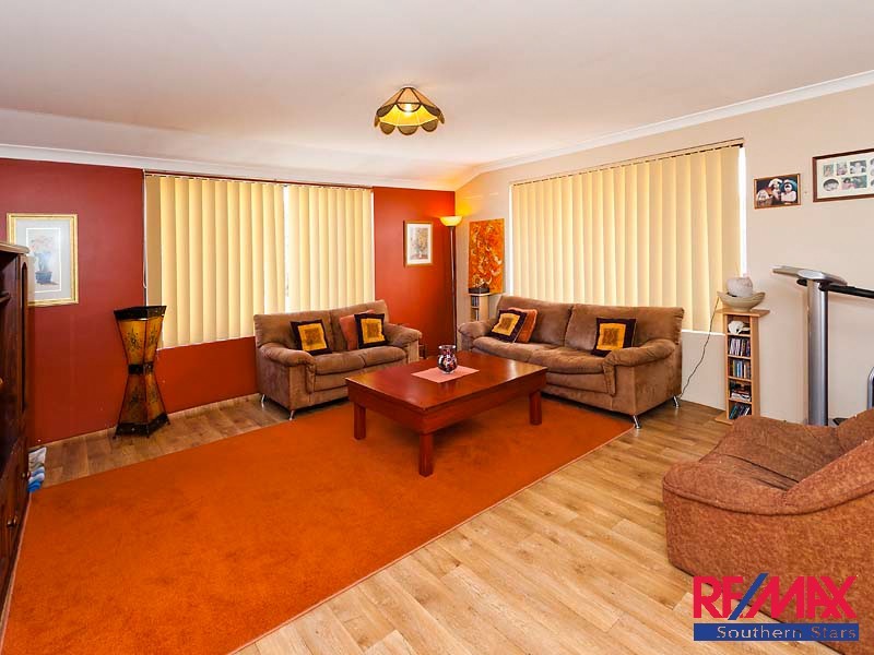 28 SAMUEL LOOP, Canning Vale WA 6155