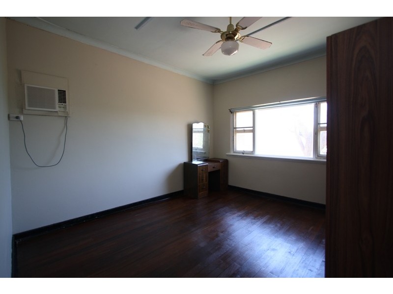 5 Bent Street, Cannington WA 6107