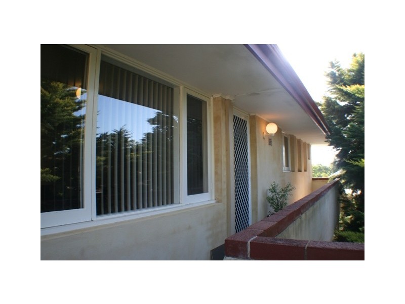 6/245 Coode Street, Como WA 6152