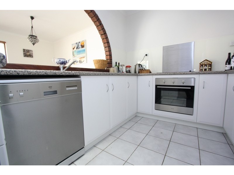 25 McNamara Drive, Thornlie WA 6108