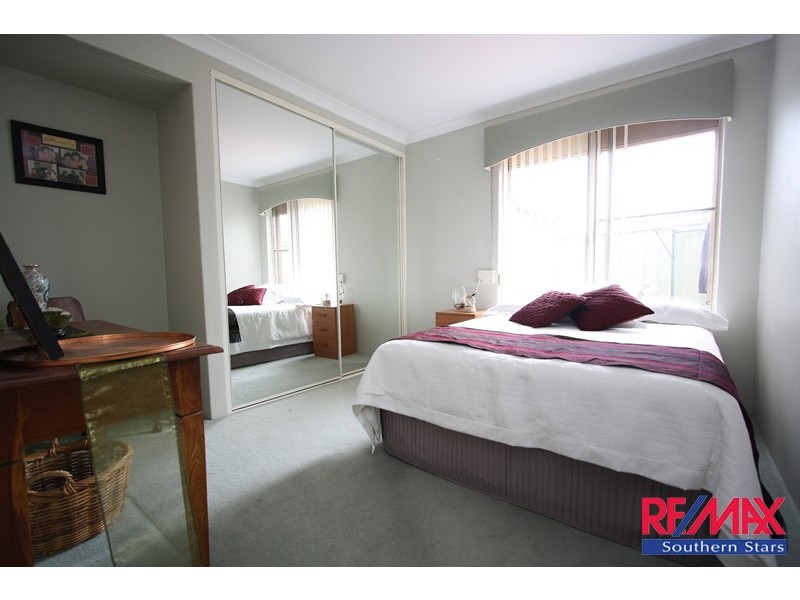 40 Barnsley Street, Queens Park WA 6107