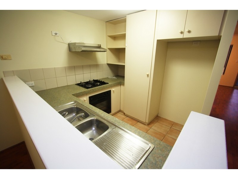 2/20 Gochean Avenue, Bentley WA 6102