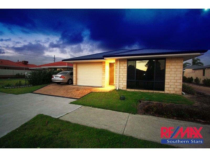 6/18 Renou Street, Queens Park WA 6107