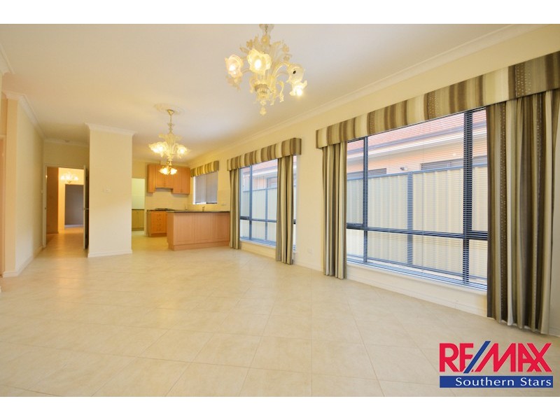 13B Corona Crescent, Cannington WA 6107