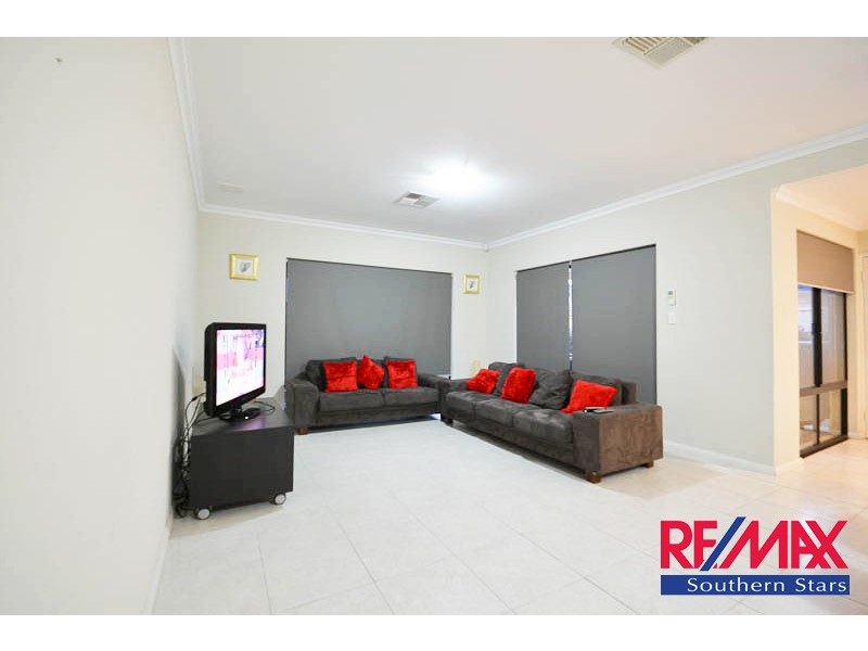31 Elizabeth Street, East Cannington WA 6107