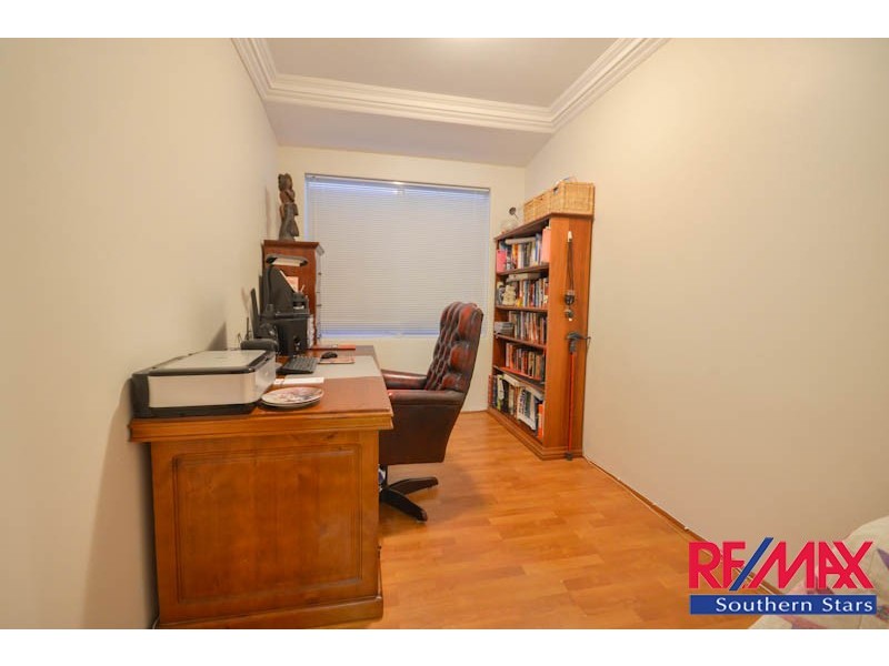 6 Clipper Parade, Canning Vale WA 6155