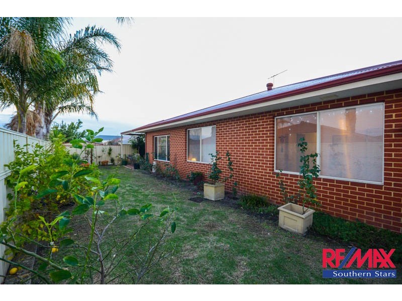 6 Clipper Parade, Canning Vale WA 6155