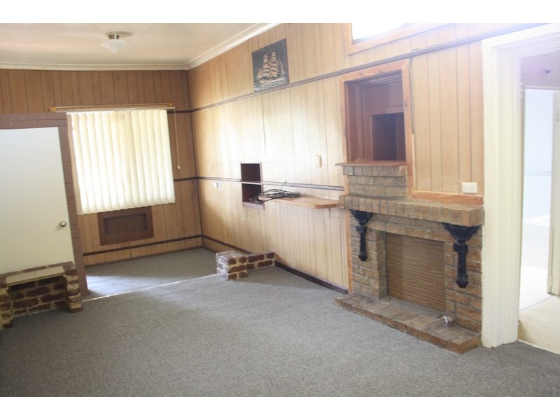 37 Morley Street, Maddington WA 6109