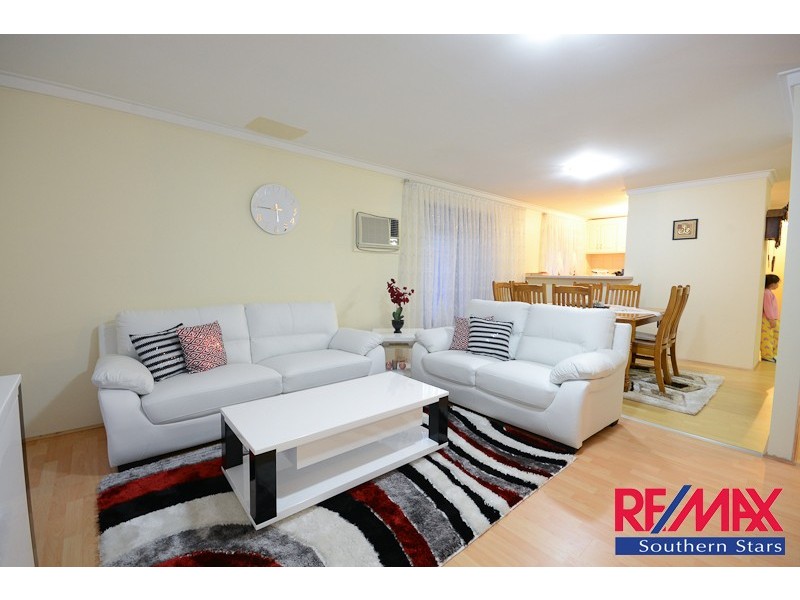 12 Hartfield Street, Queens Park WA 6107