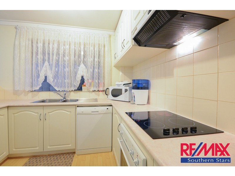 12 Hartfield Street, Queens Park WA 6107