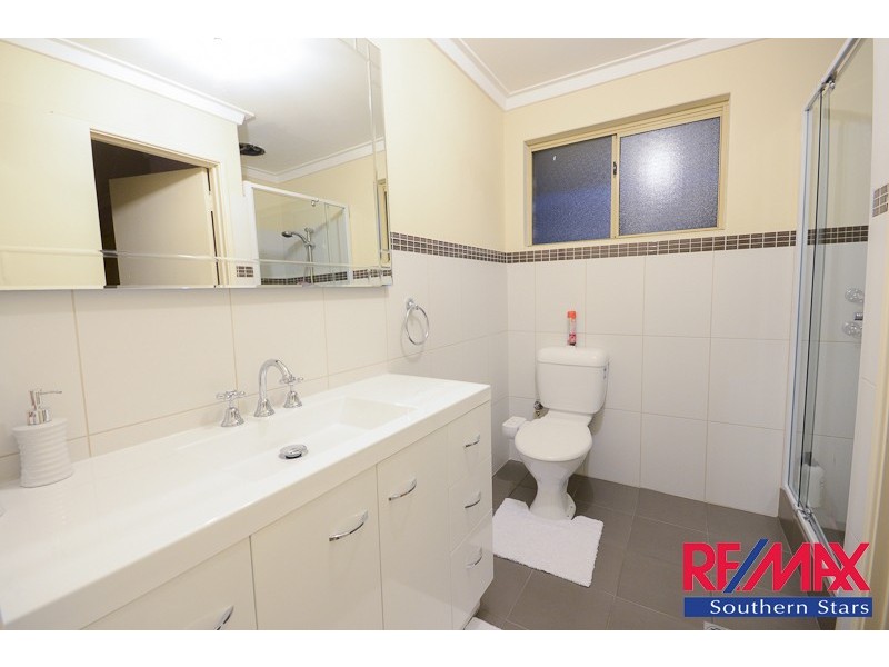 12 Hartfield Street, Queens Park WA 6107