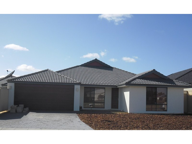 39 Hardwick Blvd, Canning Vale WA 6155