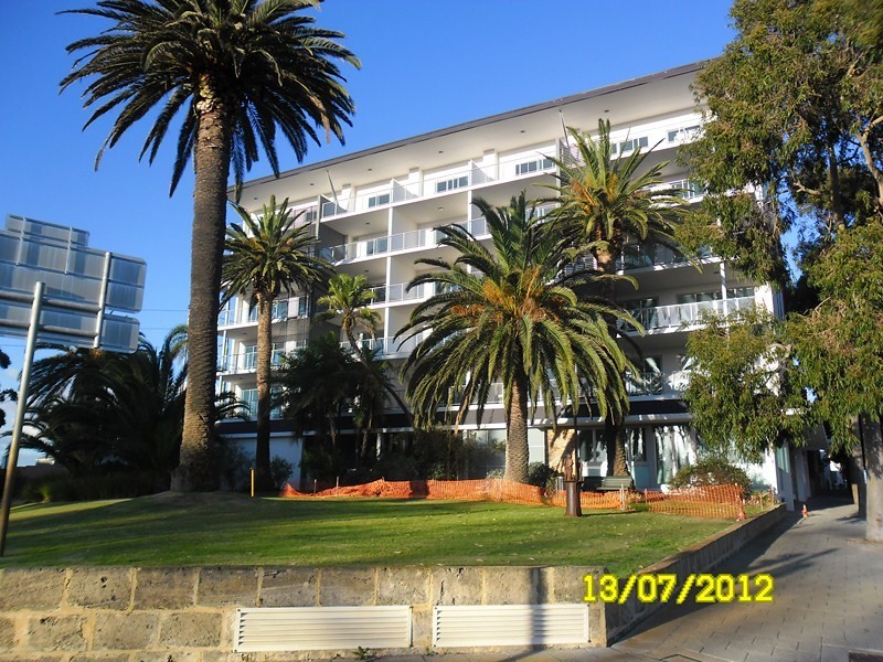 16 – 1324 Hay St, West Perth WA 6005