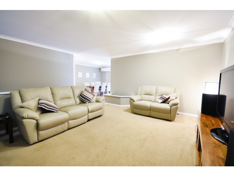 16a Majestic Court, Thornlie WA 6108