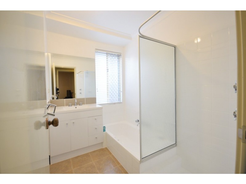 16a Majestic Court, Thornlie WA 6108