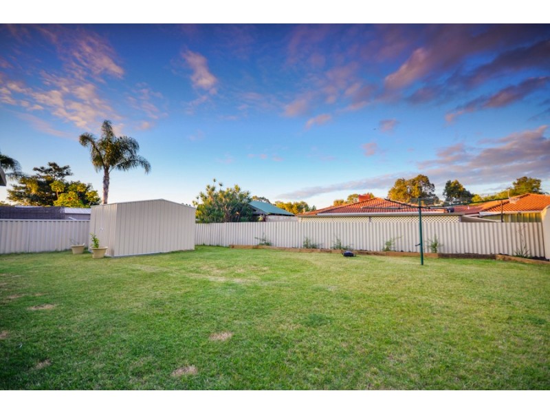 16a Majestic Court, Thornlie WA 6108